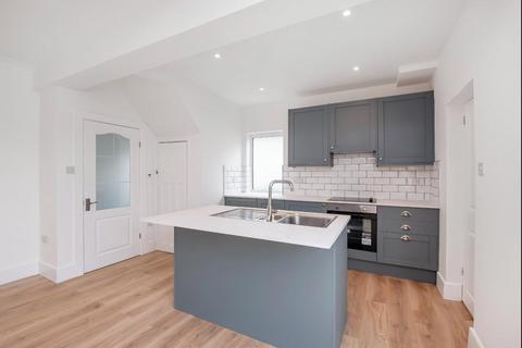 20 Reynolds Road, New Malden, KT3 5NG