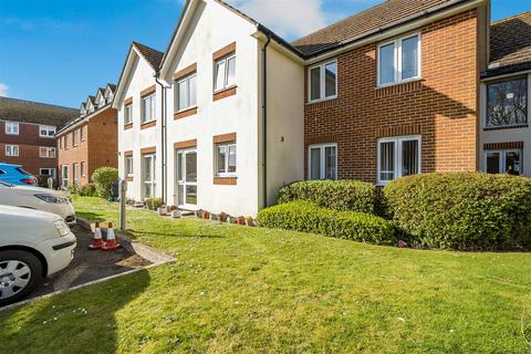 2 bedroom retirement property for sale, Shrubbs Drive, Middleton-On-Sea