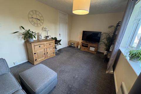 18, Balcombe Court Balcombe Road, Crawley, RH10 7XN