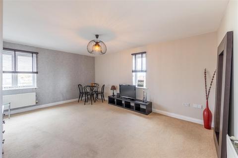 2 bedroom flat for sale, Edgefield, West Allotment, Newcastle Upon Tyne, NE27