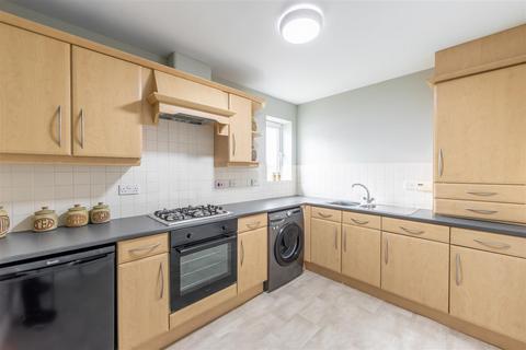 2 bedroom flat for sale, Edgefield, West Allotment, Newcastle Upon Tyne, NE27