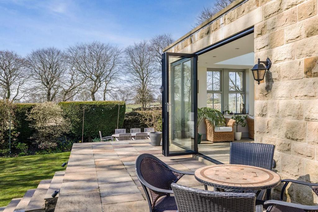 86991 North-Lodge-Carlton-Lane (32) low.jpg