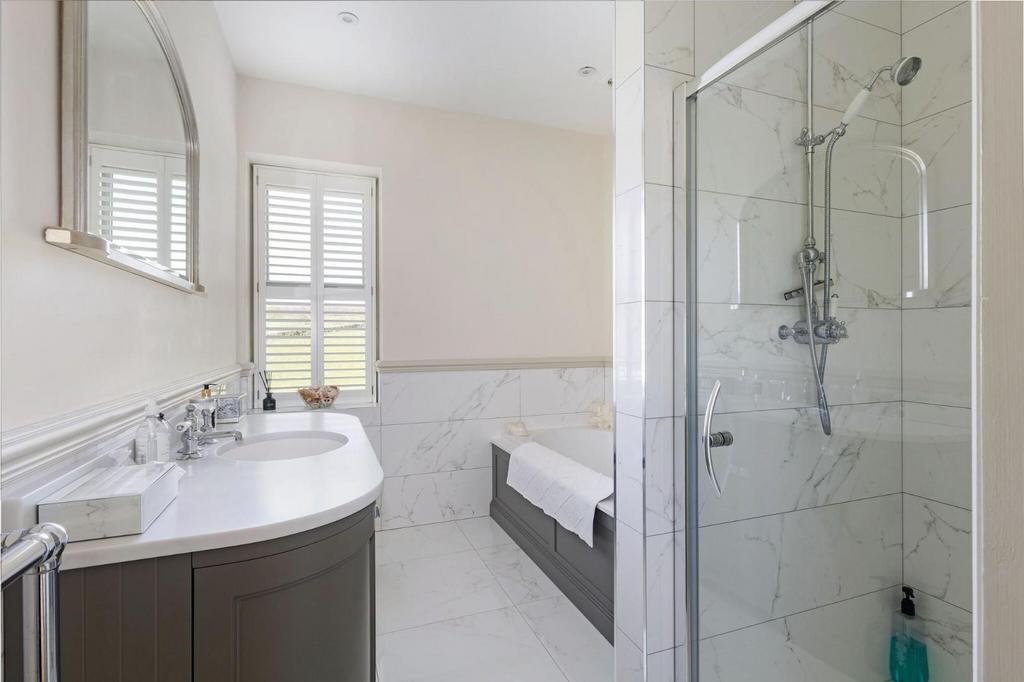 86991 North-Lodge-Carlton-Lane (27) low.jpg