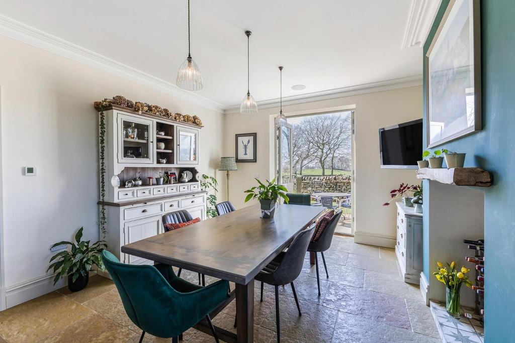 86991 North-Lodge-Carlton-Lane (18) low.jpg