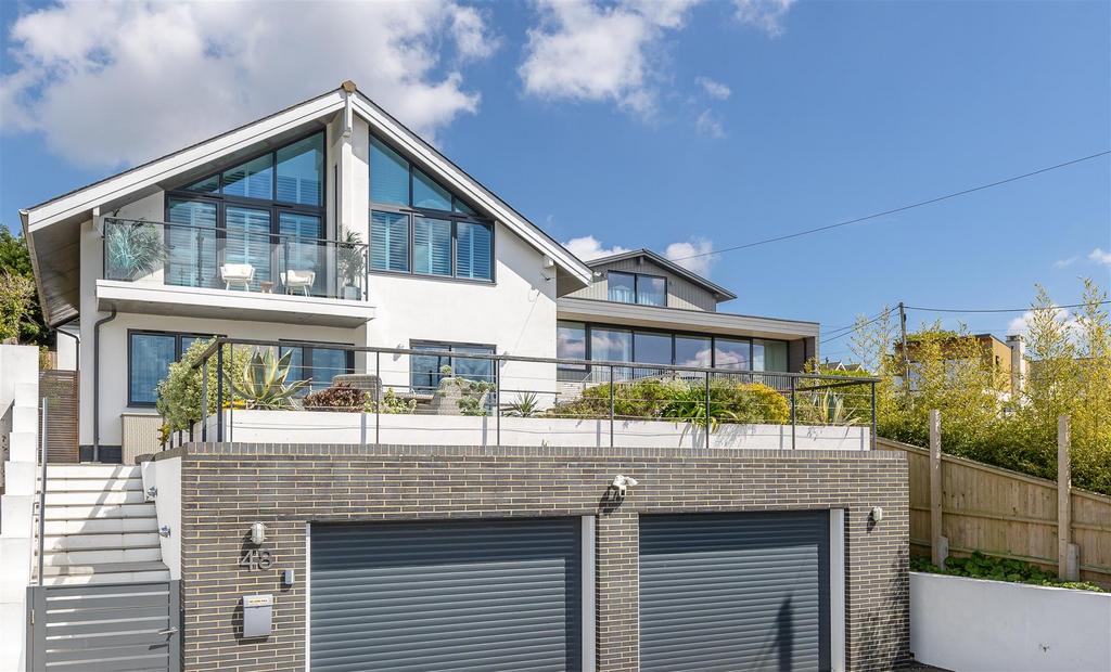 48 Lower Church Road