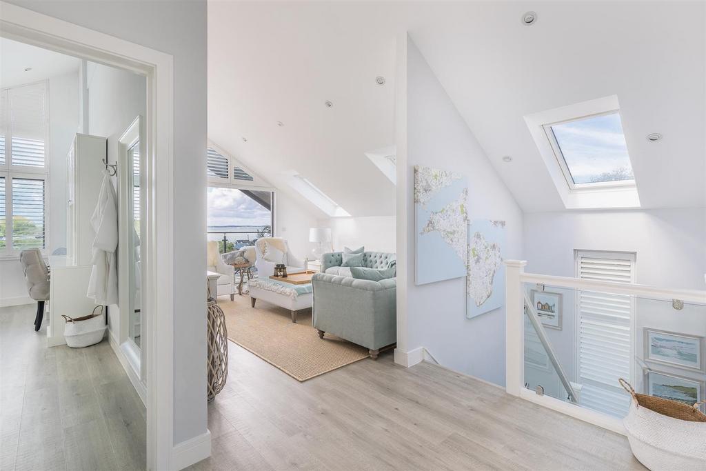 Upstairs Spacious Landing