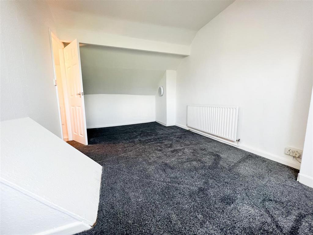 Bedroom three/attic bedroom