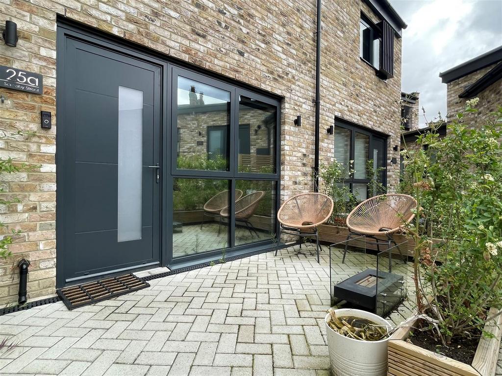 Patio.2.jpg