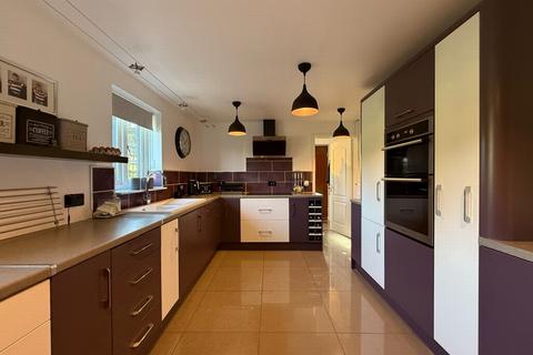 4 bedroom bungalow for sale, Gallop View, Sellack, HR9