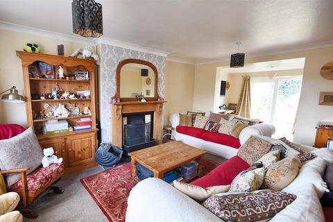 3 bedroom detached house for sale, Shaftesbury Road, Gillingham
