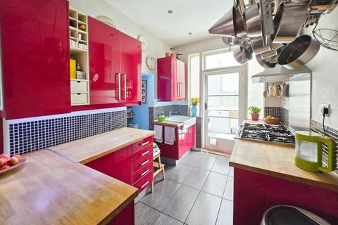 8 Clyde Road, Wallington, SM6 8PZ