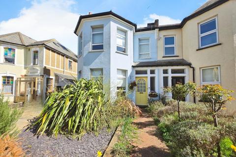 8 Clyde Road, Wallington, SM6 8PZ