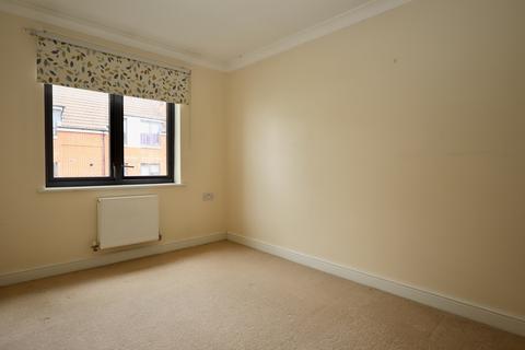 8 Cottle Close, Glastonbury, BA6 8FP