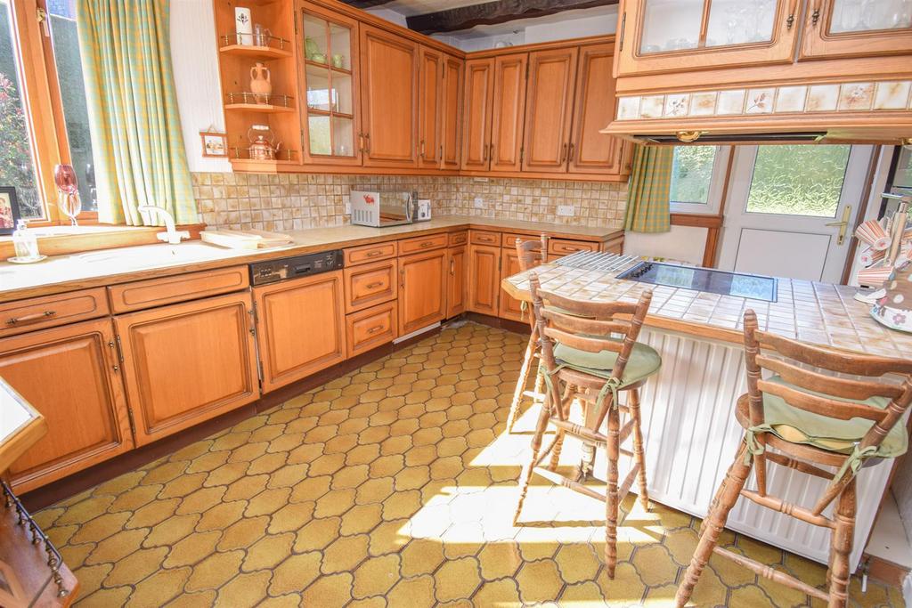 KITCHEN-DINER-2.jpg