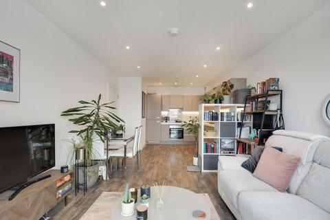 1 bedroom apartment for sale, at Hulford Apartments, 445 Woolwich Road,, London SE7