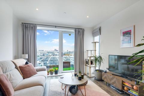 1 bedroom apartment for sale, at Hulford Apartments, 445 Woolwich Road,, London SE7