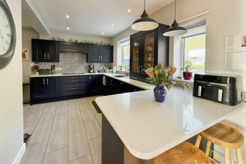 2 bedroom detached bungalow for sale, Ulster Road, Gainsborough DN21
