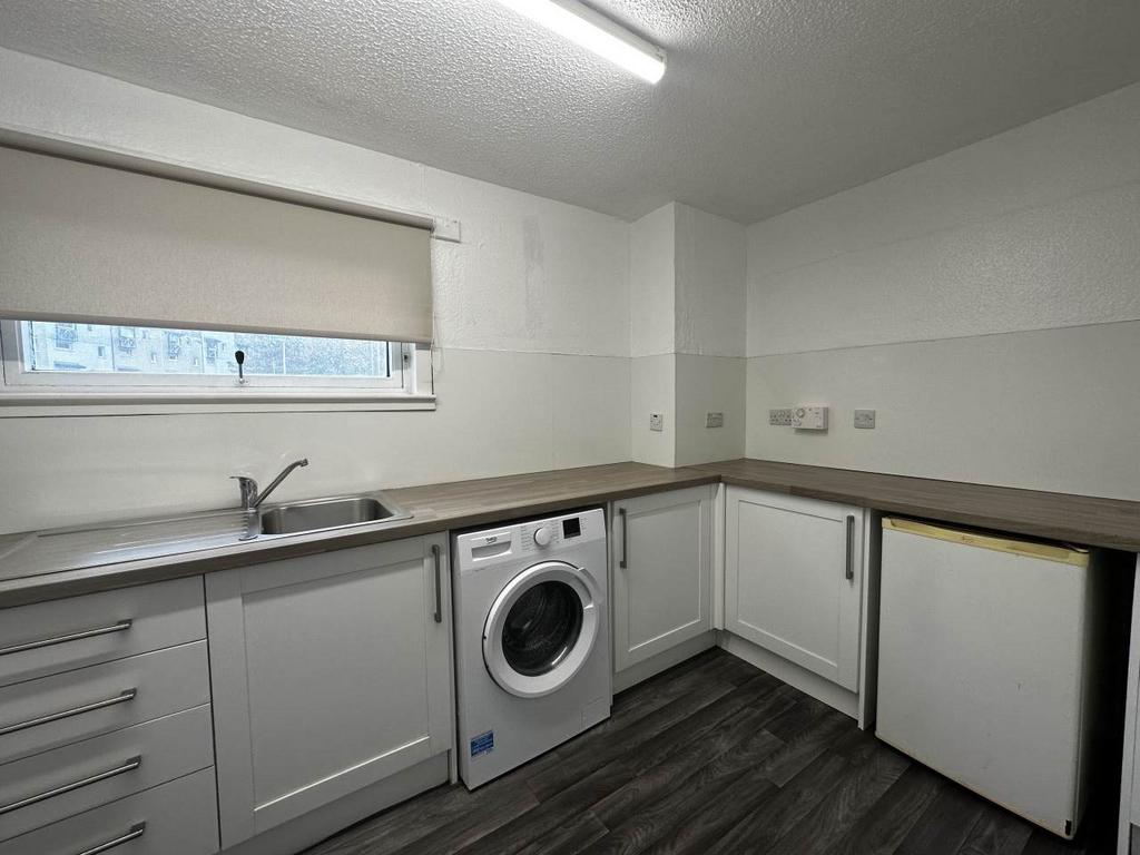 7 Kitchen