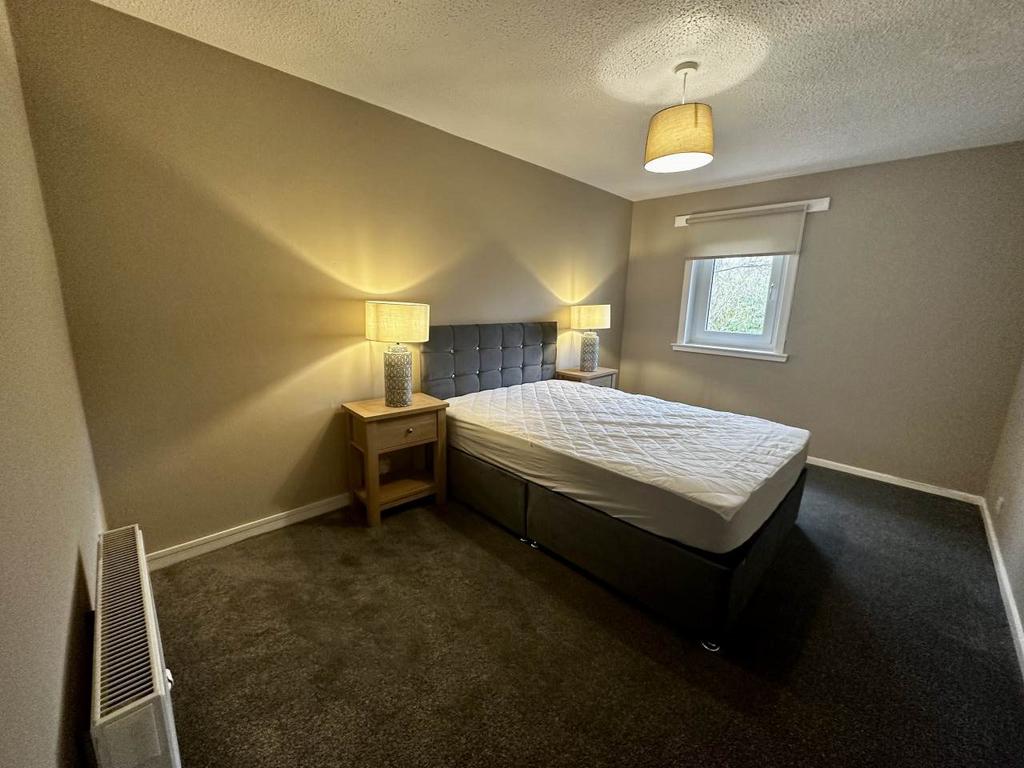Bedroom 2 (7)