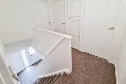 3 bedroom terraced house for sale, Eastmount Avenue, Hull, HU8 9EN
