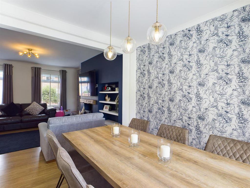Living/Dining Room