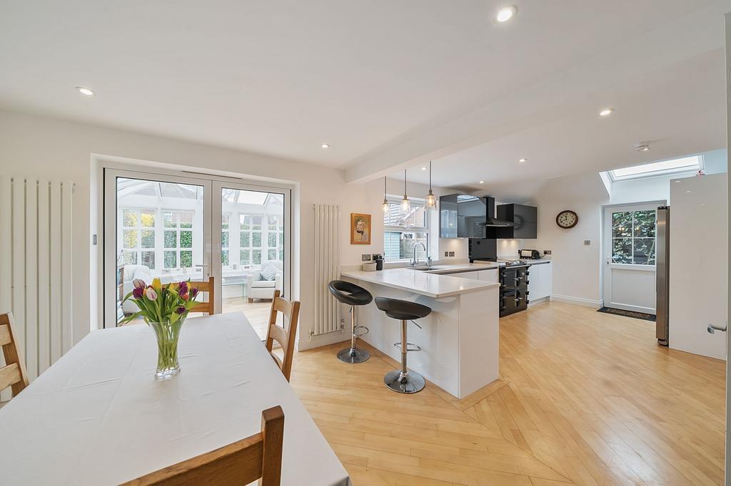Kitchen / Dining Room