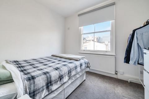15 Faraday Road, London, W3 6JB