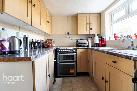 2 bedroom end of terrace house for sale, Great North Road, Bedford