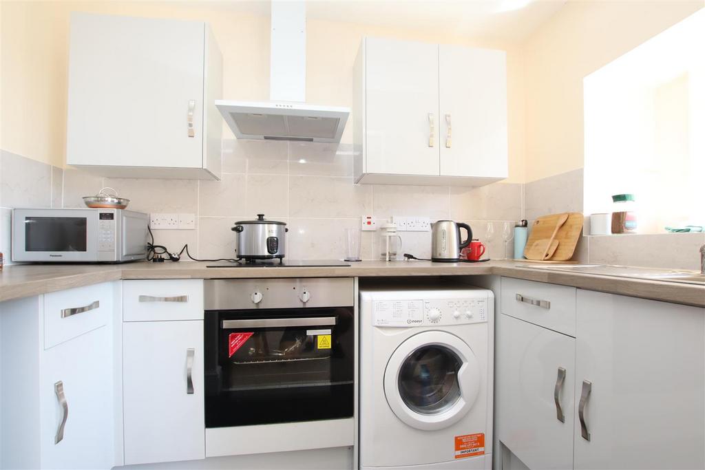 Kitchen.JPG