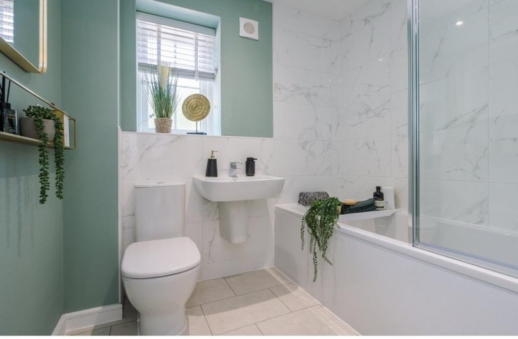 Bathroom - Brocton - Dosthill Gate