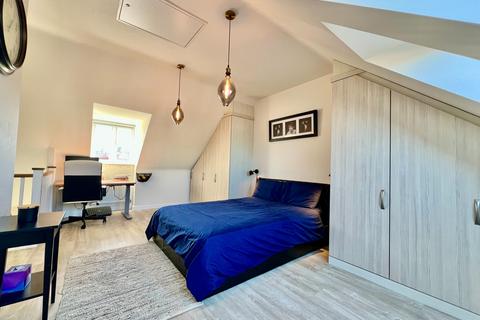 21 Arundel Drive, Grantham, NG31 8WN