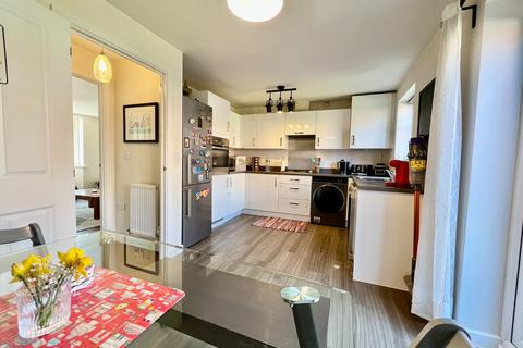 21 Arundel Drive, Grantham, NG31 8WN