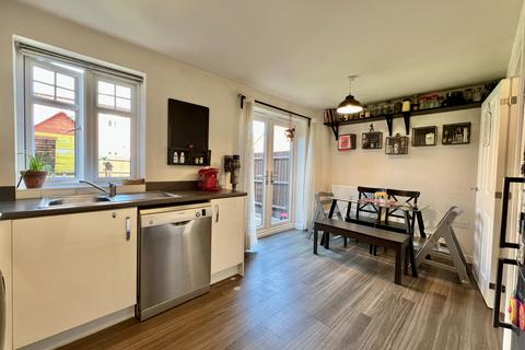 21 Arundel Drive, Grantham, NG31 8WN
