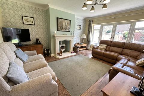 36 Dovedale Avenue, Shirley, Solihull, B90 2AP