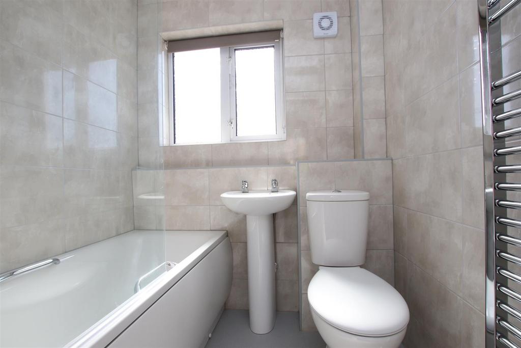 Bathroom.JPG
