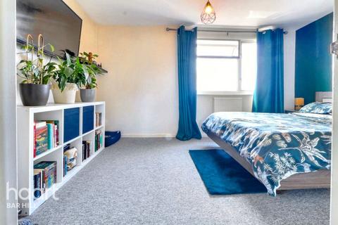 15 Gladeside, Bar Hill, Cambridge, CB23 8DY