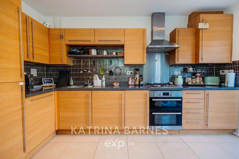 3 bedroom terraced house for sale, Ruby Link, Chelmsford CM2