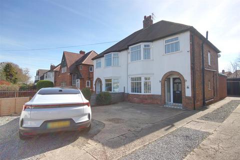 3 bedroom semi-detached house for sale, Southwood Road, Cottingham