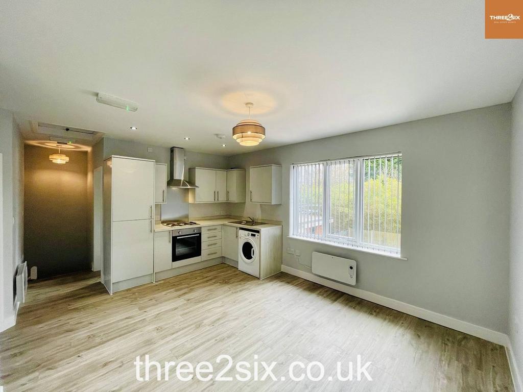 New Road, Rubery