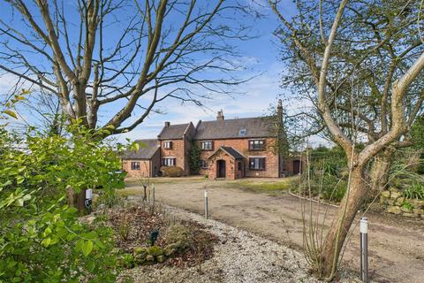 undefined, Greysich Lane, Burton On Trent DE15