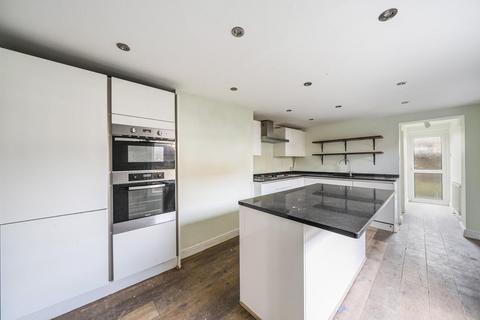19 Ashmere Grove, London, SW2 5UH
