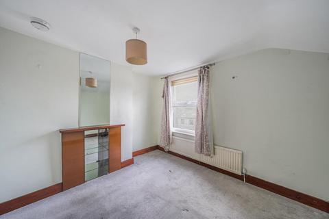 19 Ashmere Grove, London, SW2 5UH