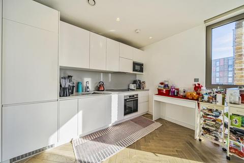 3 bedroom flat for sale, Oberman Road, Gladstone Park
