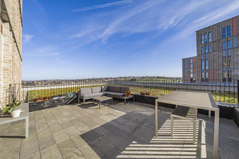 3 bedroom flat for sale, Oberman Road, Gladstone Park