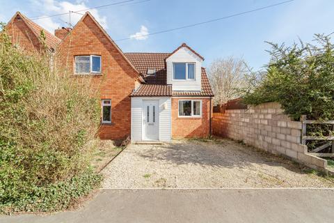 5 bedroom semi-detached house for sale