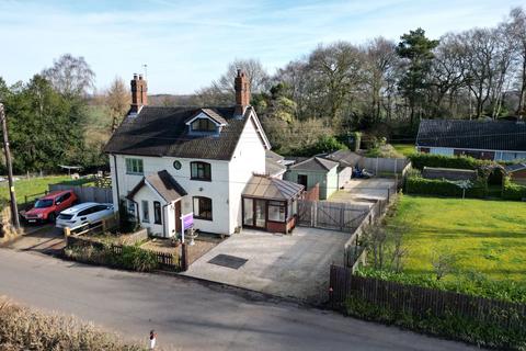 3 bedroom semi-detached house for sale, Manor Road, Madeley, CW3
