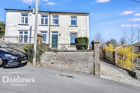Kings Hill, Hengoed