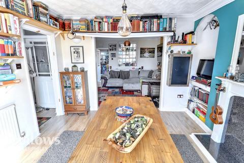 3 bedroom semi-detached house for sale, Kings Hill, Hengoed