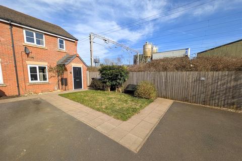 2 bedroom end of terrace house for sale, Kingfisher Crescent, Sandbach