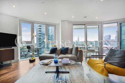 3 bedroom flat for sale, Altitude Point, Alie Street, Aldgate, London, E1